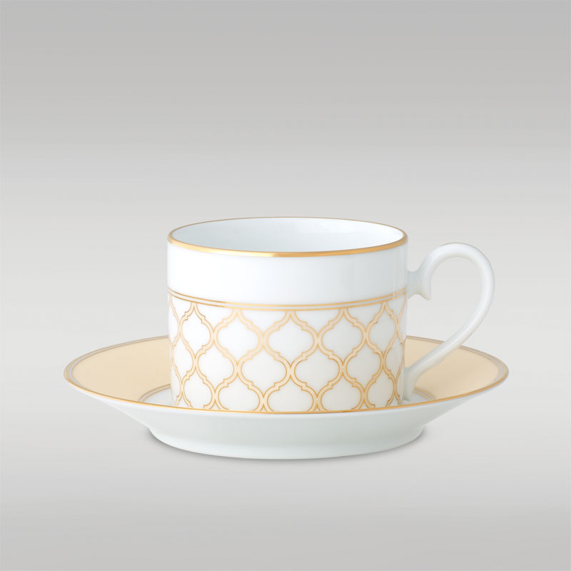 Tea Cup & Saucer Set